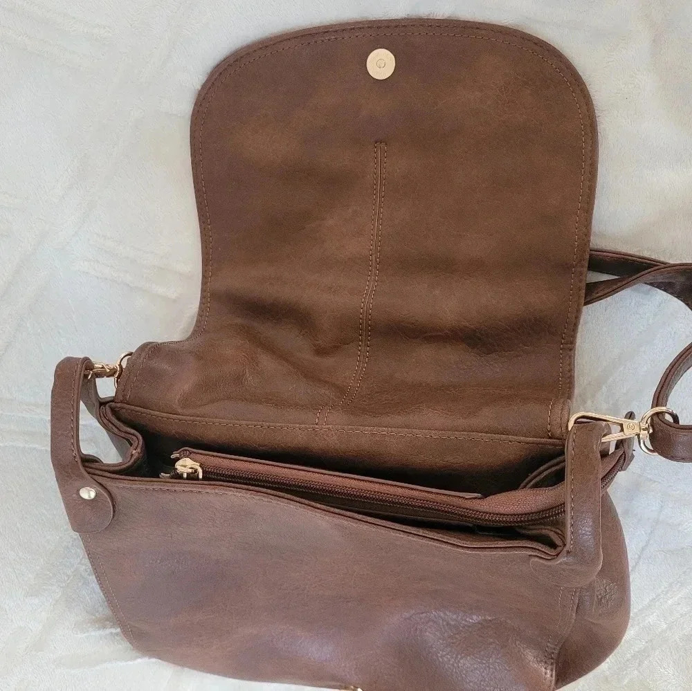 Cognac brown large Hobo studded flap rustic western cowgirl crossbody purse bag - Picture 4 of 14